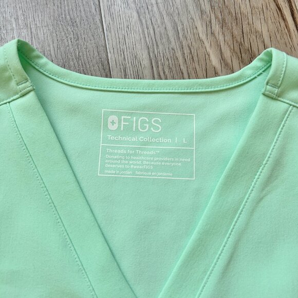 Figs Casma Top and Kade Bottoms Scrub Set  in Mariner Blue Green Size L NWT - Picture 3 of 10